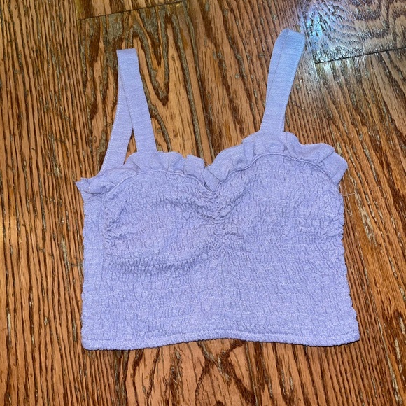 Frilly crop tank - Picture 1 of 2